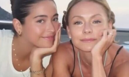 La fille de Kelly Ripa, Lola, 24 ans, envoie des « excuses » à sa famille alors que sa mère « pleure »