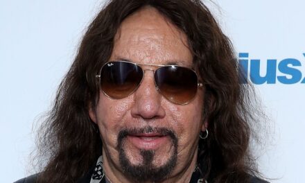 La légende de KISS décède tragiquement à l&rsquo;âge de 76 ans