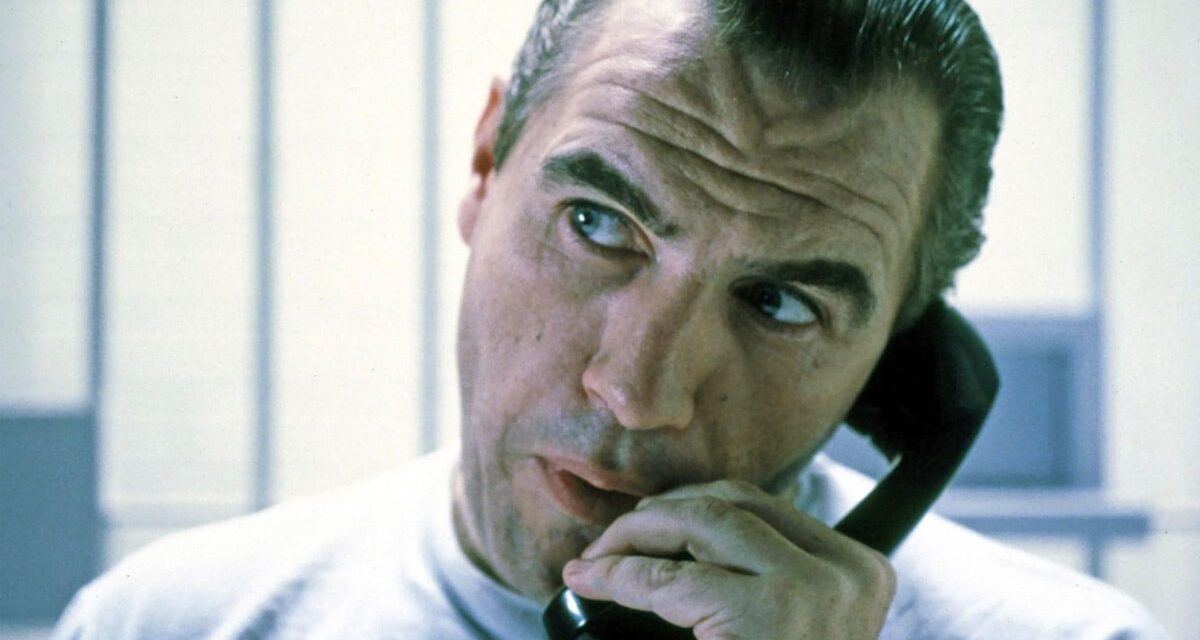 Le thriller psychologique « captivant » Manhunter est la montre parfaite en semaine