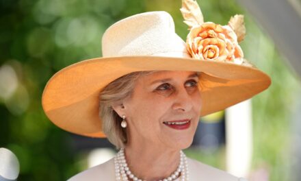 La duchesse de Gloucester, 79 ans, photographiée aux Bermudes