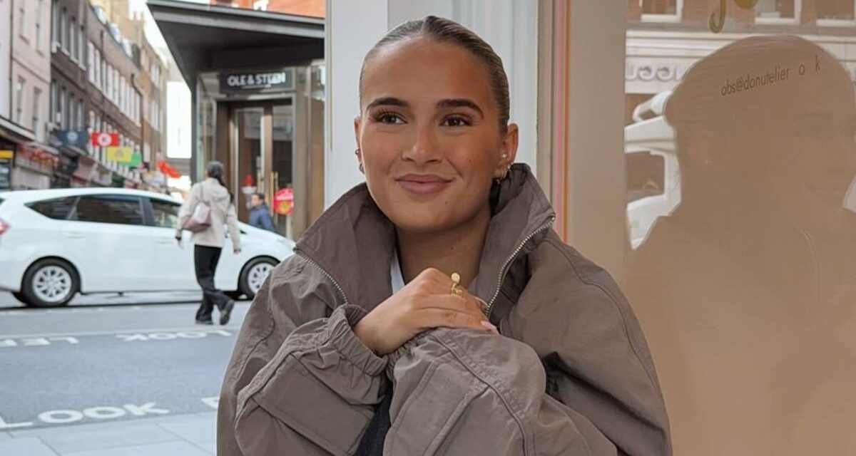 Le jeu de style automnal de Molly-Mae Hague est confortable, chic et étonnamment abordable