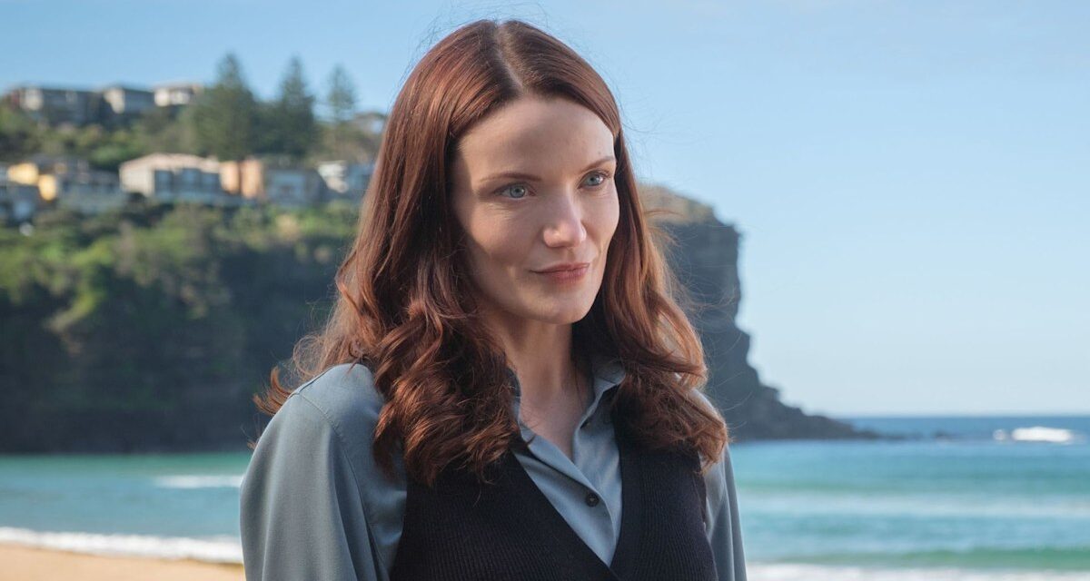 Anna Samson de Return to Paradise sur les mystères tortueux de la saison 2 – exclusif