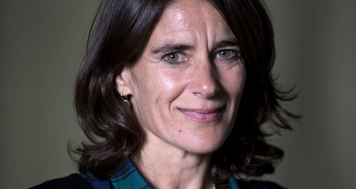 Esther Freud, 62 ans, retrouve l&rsquo;amour « inconvenant » après son divorce avec David Morrissey