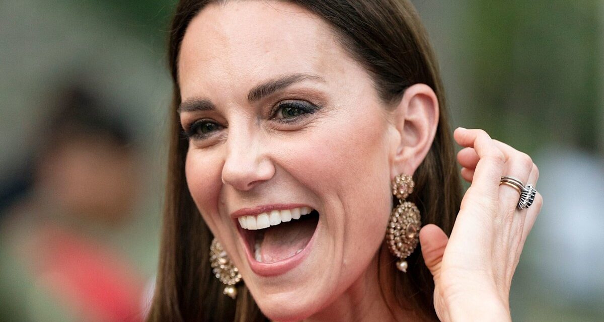 Kate Middleton a autrefois banni les boucles emblématiques au profit de cheveux lisses – voir raison « sporadique »
