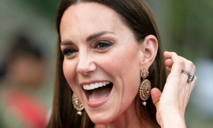 Kate Middleton a autrefois banni les boucles emblématiques au profit de cheveux lisses – voir raison « sporadique »