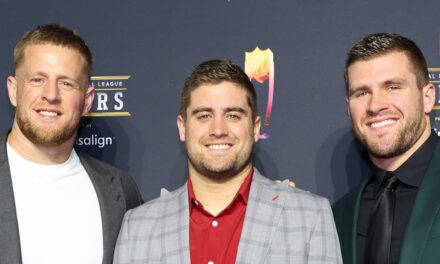 Dans la vie de famille de TJ Watt des Steelers de Pittsburgh avec ses frères stars du football, JJ et Derek