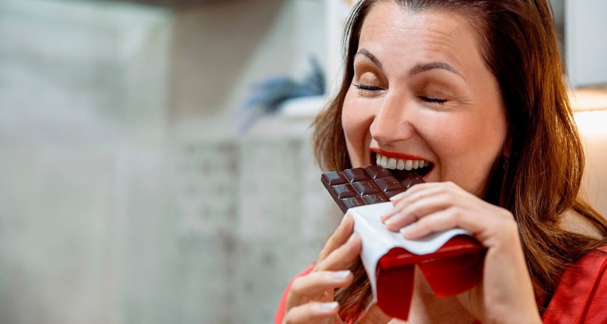 Déclin cognitif lent avec 4 astuces cérébrales étranges recommandées par un médecin de la longévité