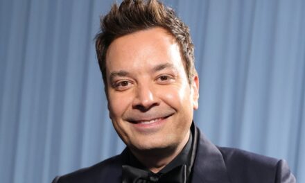 Jimmy Fallon révèle qu&rsquo;il est devenu l&rsquo;invité de la Garde royale après une rencontre près du château de Balmoral