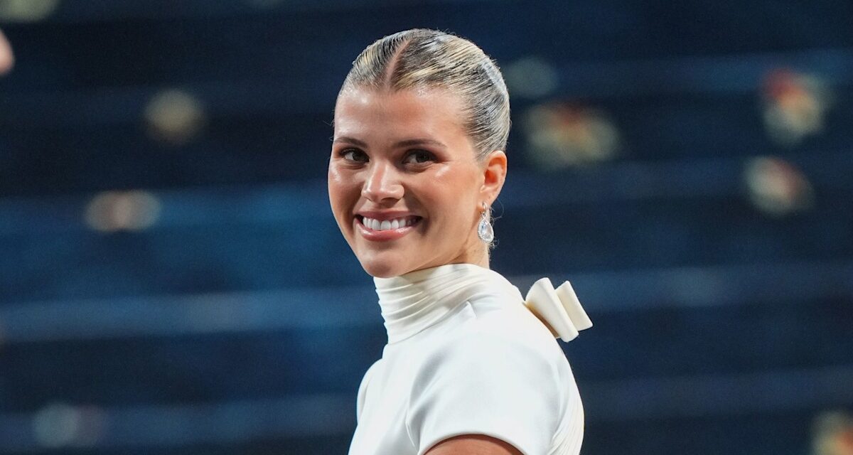 Sofia Richie annonce qu&rsquo;elle est enceinte d&rsquo;un deuxième enfant dans une douce mise à jour