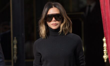 Victoria Beckham dit que les chevilles sont officiellement «à nouveau»