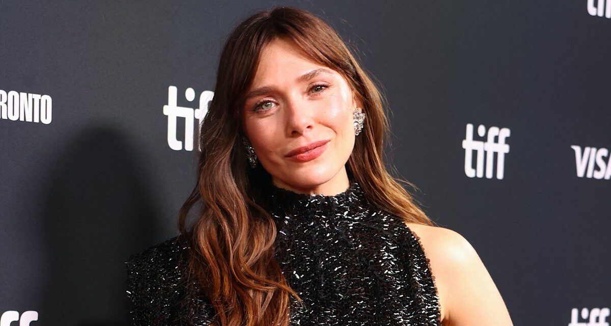 Elizabeth Olsen prépare un marathon de mode avec sa dernière évolution de carrière