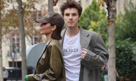 Cruz Beckham et Jackie Apostel se sont jumelés dans des looks incontournables – et cela vous a totalement manqué