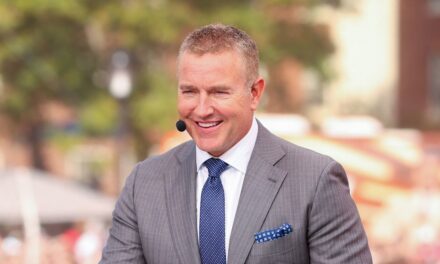 La vie du commentateur Kirk Herbstreit dans l&rsquo;Ohio et à Nashville – et où il vit actuellement