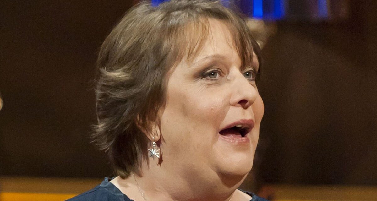 Le commentaire franc de Kathy Burke sur la maternité après une bataille pour la santé : « Ce n&rsquo;était pas quelque chose que je réclamais »