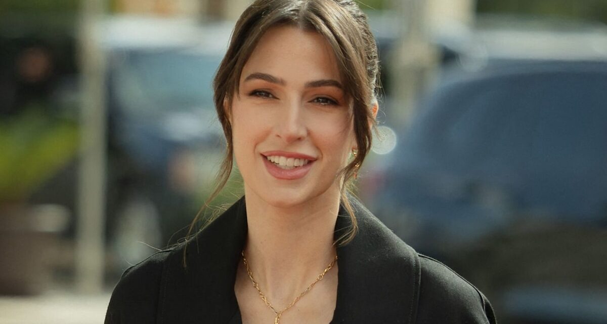 Le message secret de la princesse Rajwa à sa fille caché dans les détails de sa tenue