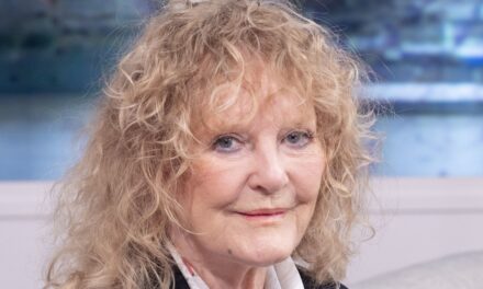 Le petit ami mystérieux et le mariage ouvert de Petula Clark explorés