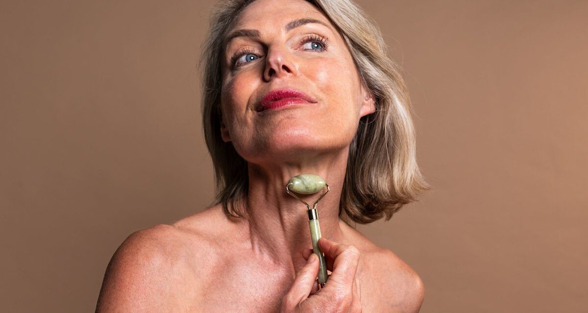 Comment inverser le vieillissement du cou après 40 ans – et perdre jusqu&rsquo;à 10 ans de votre âge