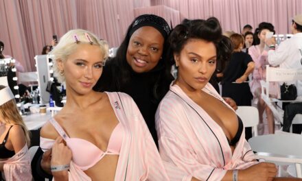 EXCLUSIF : Dame Pat McGrath s&rsquo;ouvre : « J&rsquo;ai toujours des papillons avant un spectacle et je pleure encore quand un look se réunit »