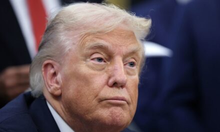 La fermeture du gouvernement de Donald Trump a expliqué: la question centrale et ce qui se passe maintenant