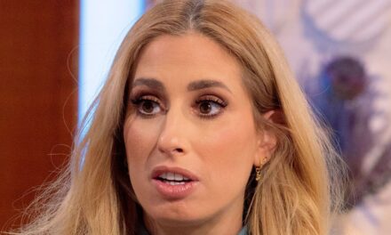 Stacey Salomon est parti en larmes sur la cure de jouvence à la maison – mais les fans ont des questions