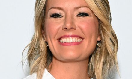 Dylan Dreyer d&rsquo;aujourd&rsquo;hui rayonne de bonheur dans un selfie au bord de la piscine alors qu&rsquo;elle célèbre une personne spéciale dans sa vie