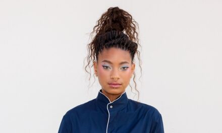La version chaude de Willow Smith sur la tendance des cravates, tout le monde l&rsquo;a manquée