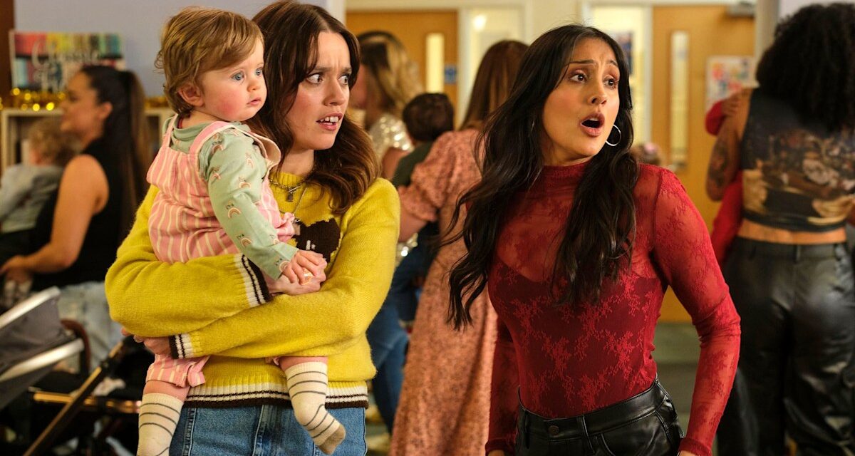 Les téléspectateurs regardent en frénésie l&rsquo;émission « brillante » de retour de la BBC, Daddy Issues avec la star de Line of Duty