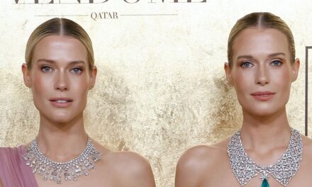 Lady Amelia et Lady Eliza Spencer éblouissent dans leurs robes corset – et leurs diamants dégoulinants