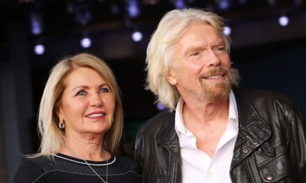 À l&rsquo;intérieur du lien incroyablement étroit de la défunte épouse de Richard Branson avec ses enfants Holly et Sam