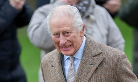 La maison londonienne de 775 chambres du roi Charles laisse les visiteurs déçus par le faux « truc » de l&rsquo;IA