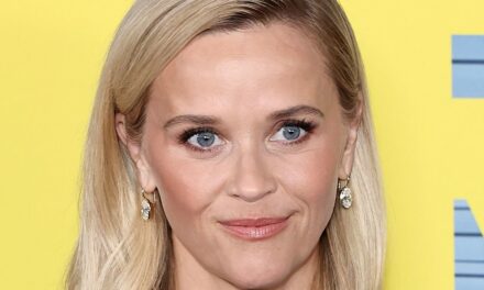 Des stars du cinéma des années 90 qui ont à peine vieilli d&rsquo;un jour, y compris la routine de soin « très importante » de Reese Witherspoon