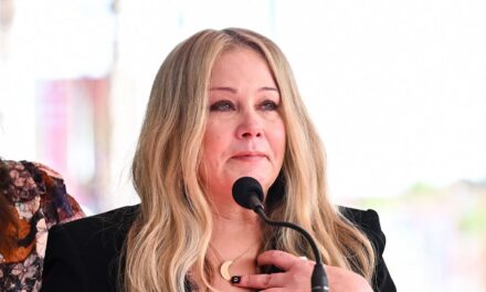 Christina Applegate revient sur sa mort tragique dans une rare interview