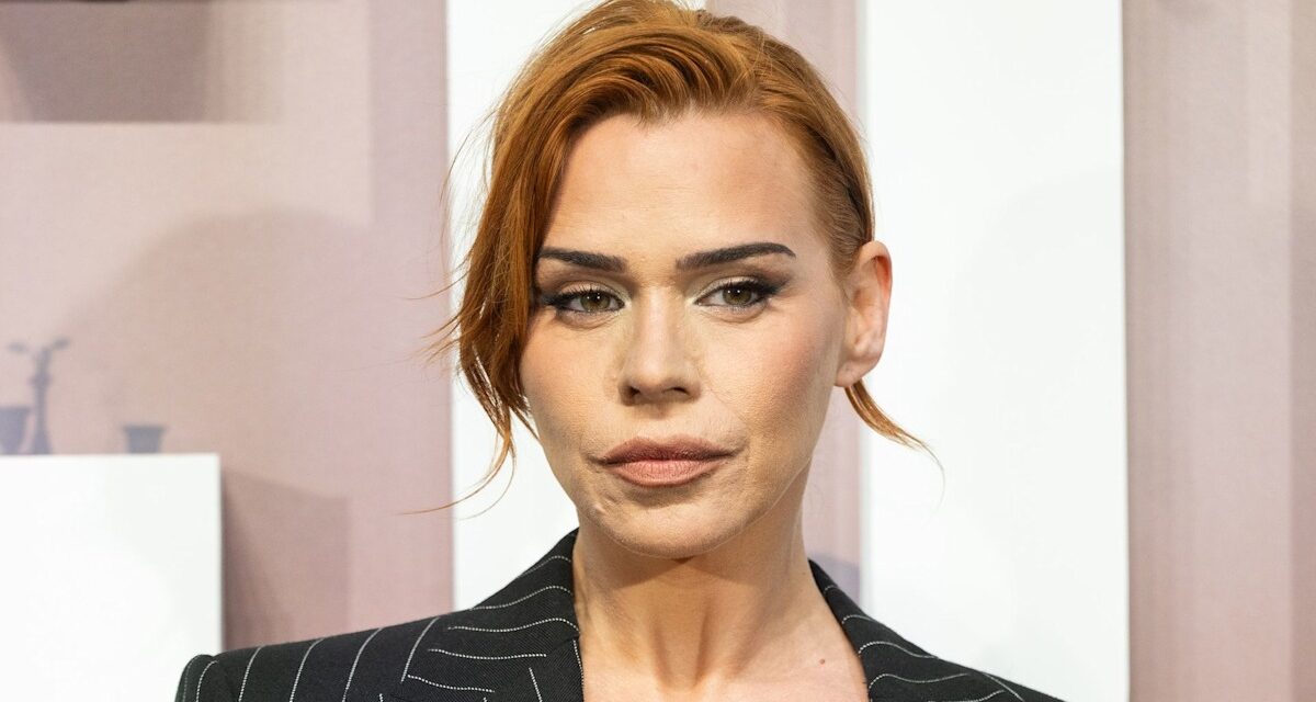 Billie Piper a perfectionné la tendance des « robes nues » associée à une transformation de cheveux roux flamboyants