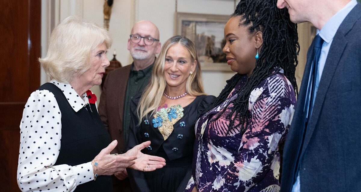 La reine Camilla rejoint Sarah Jessica Parker pour un événement étoilé à Clarence House