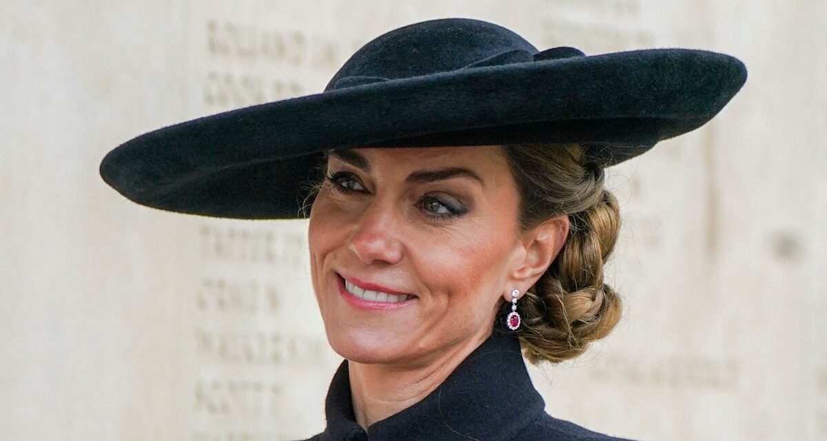 La « merveilleuse » Kate Middleton félicitée pour ce moment émouvant – regardez