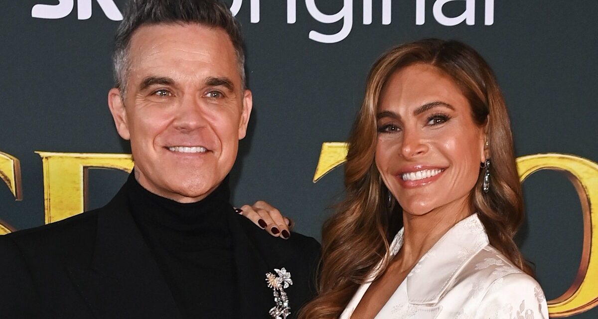 Robbie Williams et Ayda Field partagent de rares photos de famille alors qu&rsquo;ils célèbrent le sixième anniversaire de leur fils