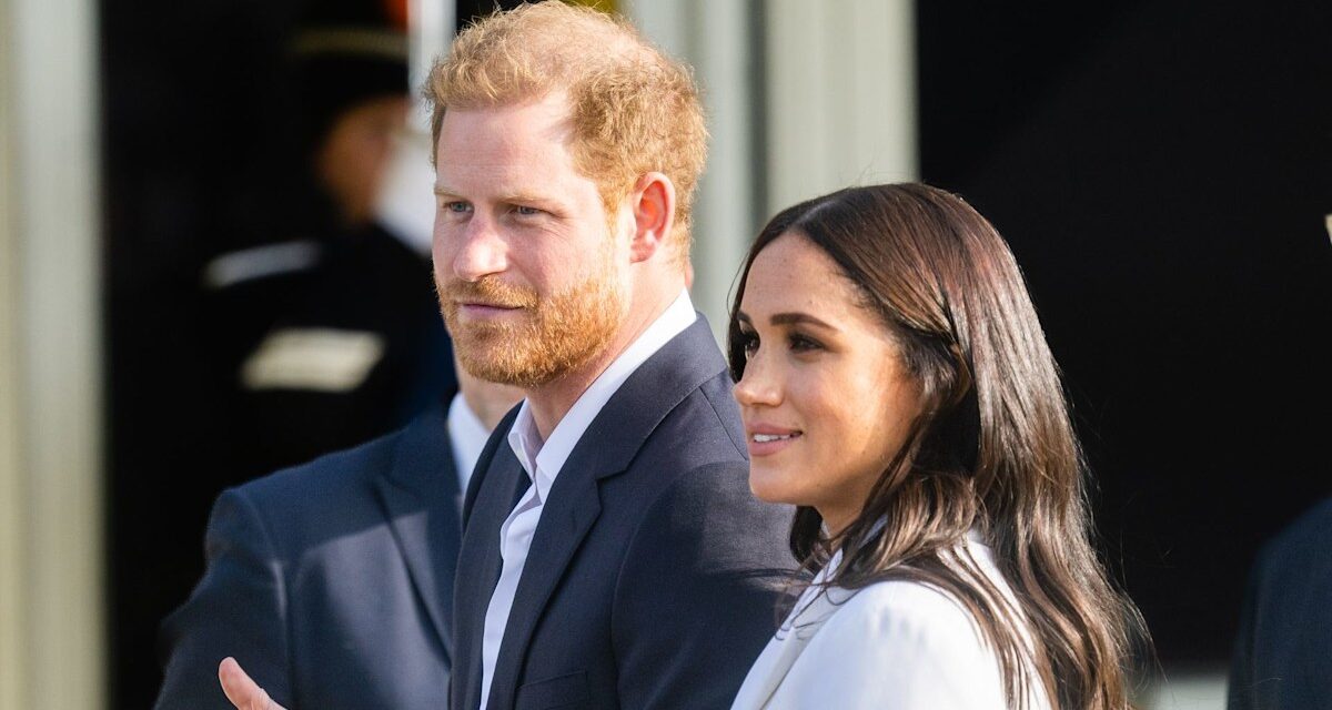 Meghan Markle publie une célèbre vidéo du prince Harry alors qu&rsquo;elle rend hommage aux anciens combattants avec une citation de 4 mots