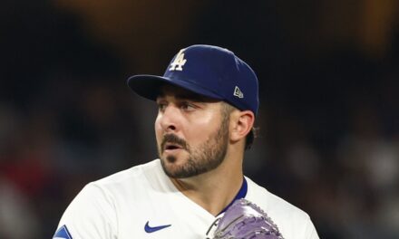 Le joueur des LA Dodgers, Alex Vesia, partage la terrible nouvelle de la mort de sa fille : « Pas de mots pour décrire la douleur que nous traversons »