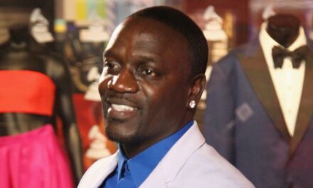Qu&rsquo;est-il arrivé au chanteur Akon ? De l&rsquo;arrestation récente et de la carrière à la vie familiale complexe