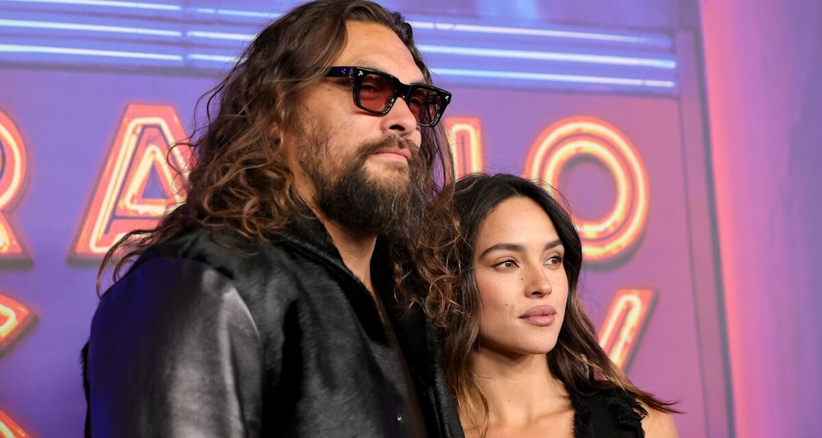 Chronologie de la relation entre Jason Momoa et Adria Arjona : du fonctionnaire Instagram aux débuts sur le tapis rouge