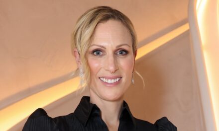 Zara Tindall fait la fête dans une mini-robe scintillante qui crie Noël