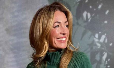 La jupe M&S de Cat Deeley prouve que vous pouvez porter une mini au-delà de 40 ans – voici comment elle le fait