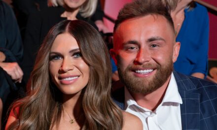 Dans la vie secrète de Jessi Ngatikaura, épouses mormones, et le mariage compliqué de son mari Jordan