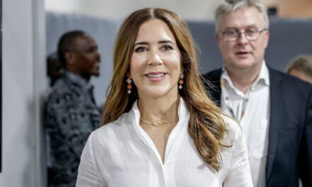 La reine Mary montre ses mouvements au Brésil – regardez