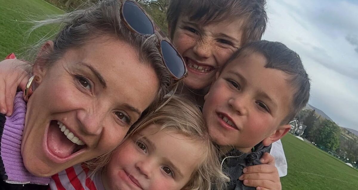 Le « stress » de Noël d&rsquo;Helen Skelton avec trois enfants avec son ex Richie Myler