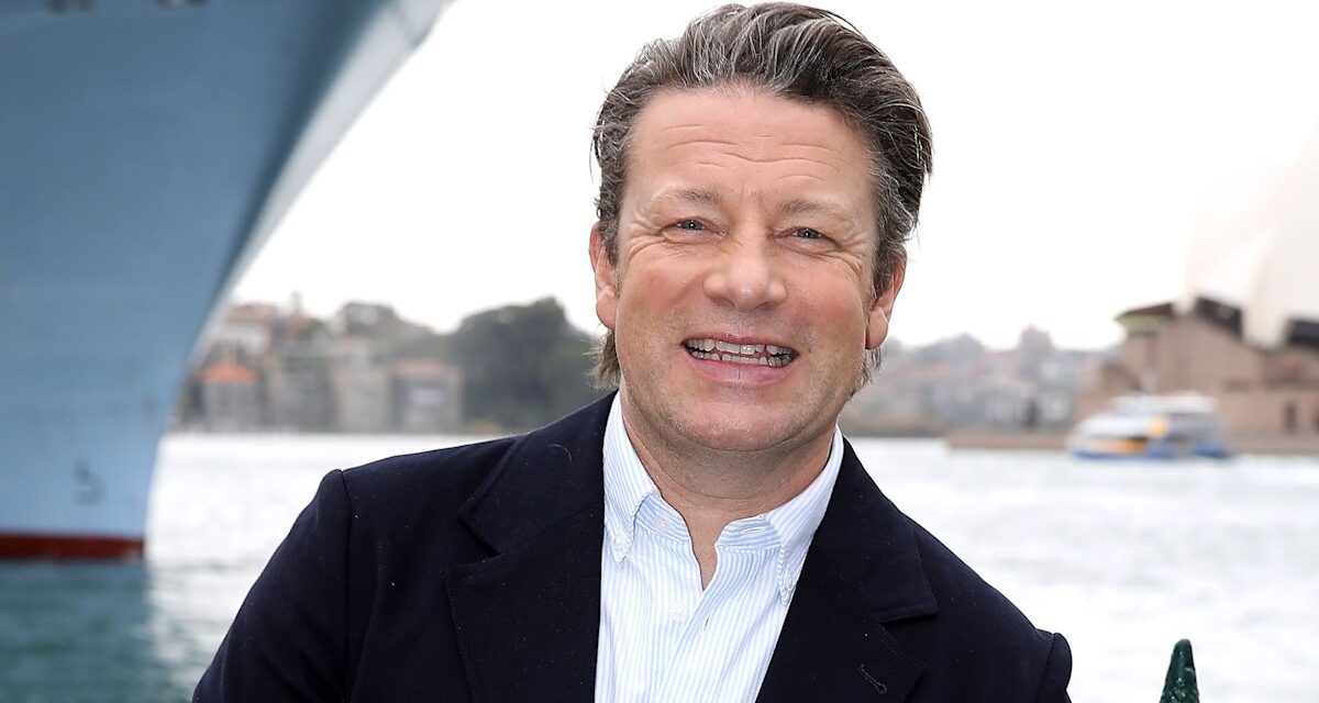 Le rôle peu connu de parrain royal de Jamie Oliver révélé