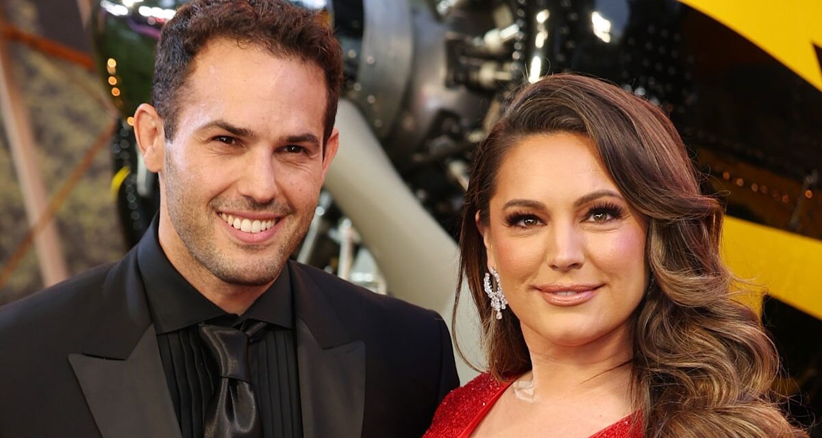 Le mari de l&rsquo;acteur italien Kelly Brook, avec qui elle a été « complètement brisée » par des disputes