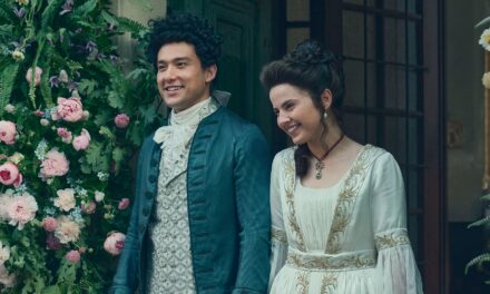 Un drame historique en 5 parties avec les stars de Bridgerton et The Diplomat semble « spectaculaire »