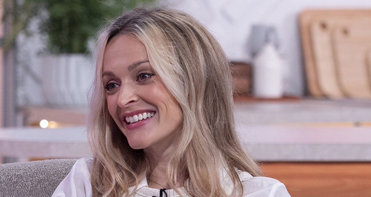 Fearne Cotton fait ses débuts publics avec son petit ami Elliot Hegarty lors d&rsquo;une somptueuse fête à Londres