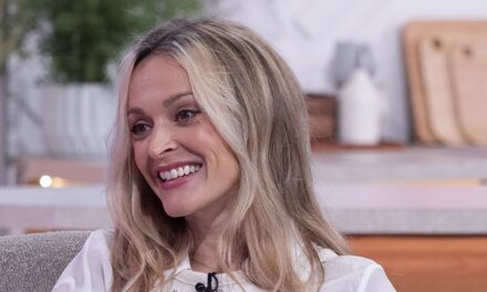 Fearne Cotton fait ses débuts publics avec son petit ami Elliot Hegarty lors d&rsquo;une somptueuse fête à Londres